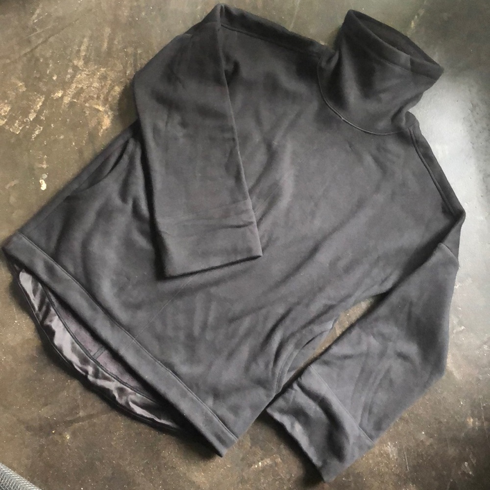 Athleta Turtleneck pullover